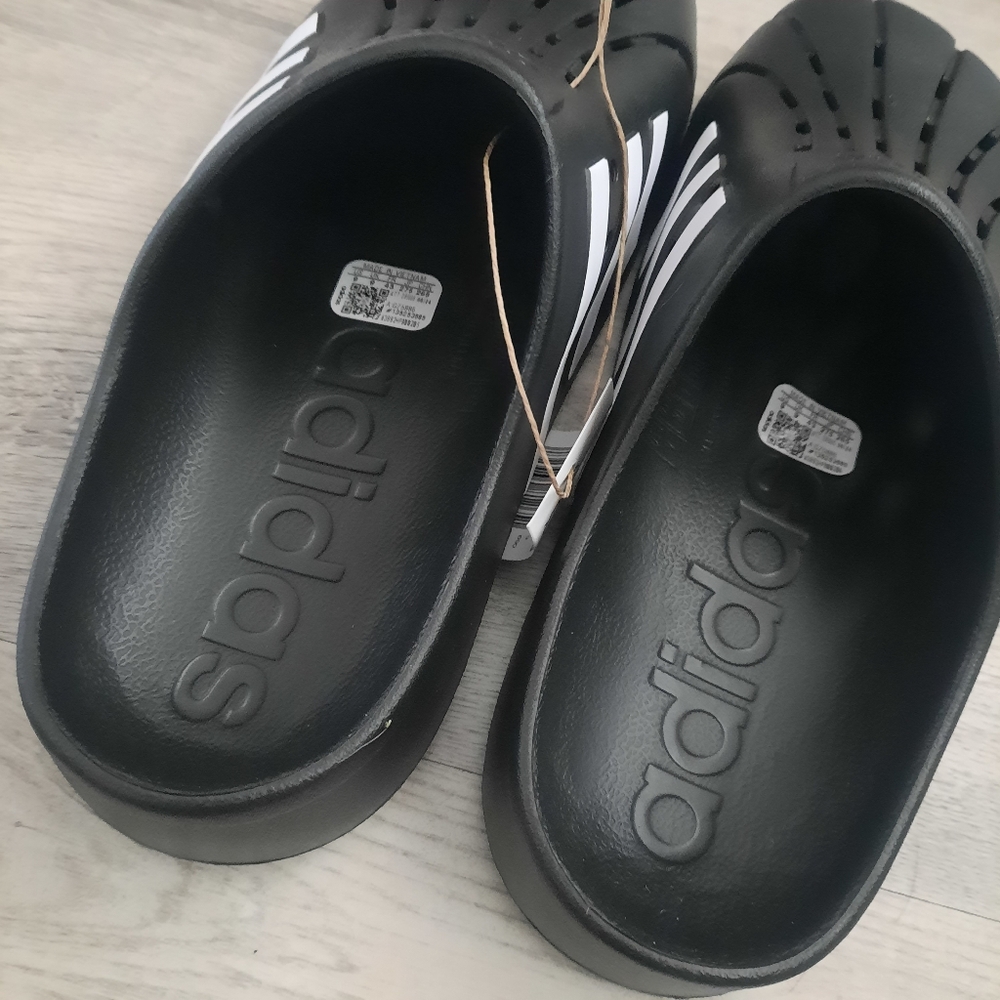 Adidas Unisex Adilette Clogs - Picture 4 of 6